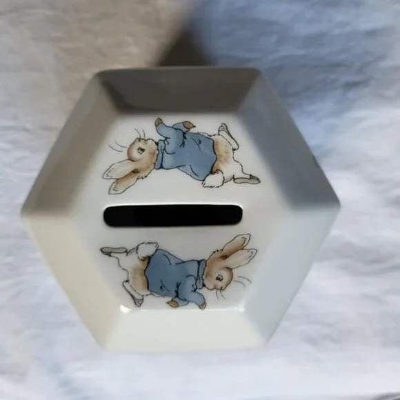 Peter Rabbit Coin Bank - Picture 7 of 12